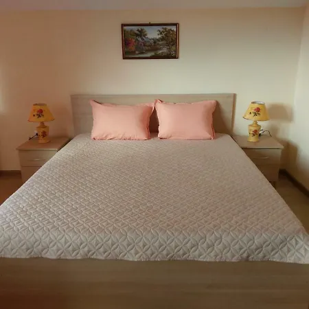 Affittacamere за гости елени